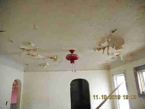 12090 Roselawn (26)_m.jpg